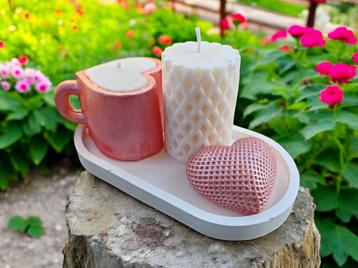 'Sevginiz Serviste!'  Set 2- (Sunumluklu Kalpli Kupa Mum & Silindir Mum & Kalp Obje Set)