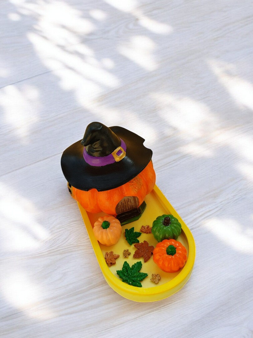 Balkabaklı Rüya Set 1 (Sunumluklu Cadı Balkabağı Evi Mum &  Minik Balkabağı Obje Set)