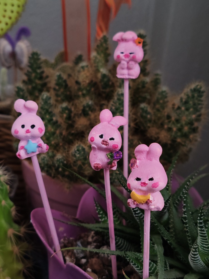 ' Pembe Mini Tavşan Ailesi' Saksı Süsü (4 adet)