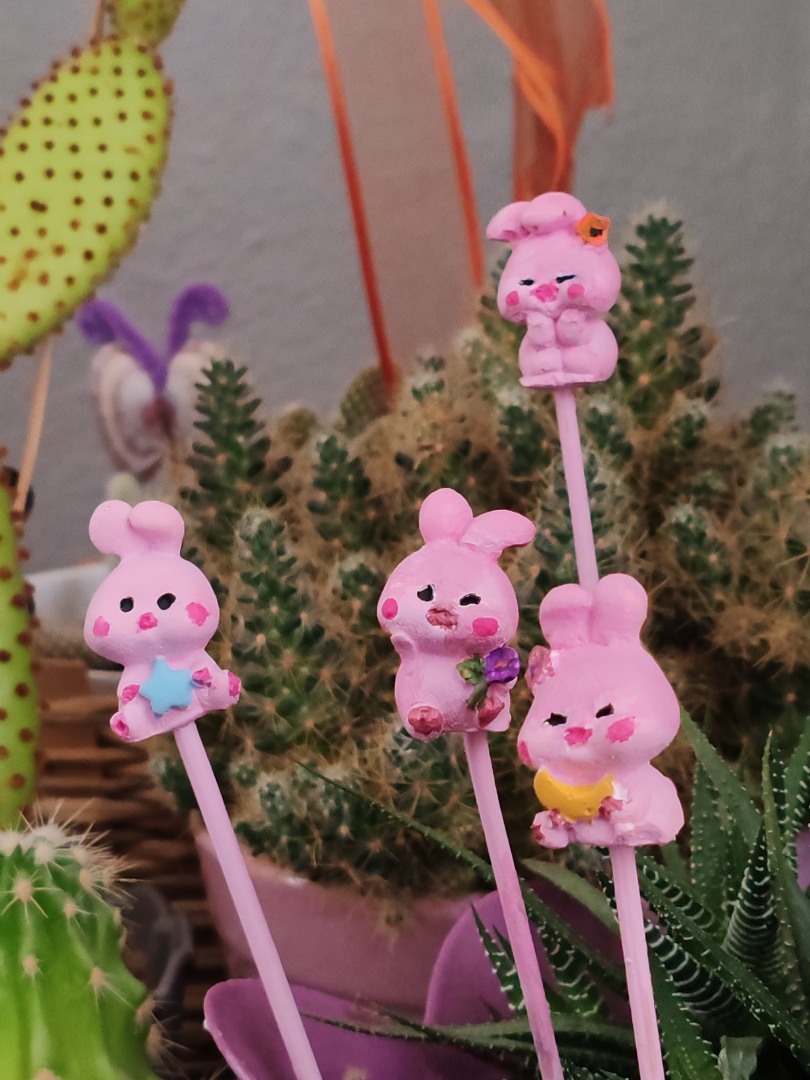 ' Pembe Mini Tavşan Ailesi' Saksı Süsü (4 adet)