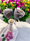 'Bahar Perisi'nin Bahçesi' Set - (Sunumluklu Vazoda Tasarım Gül Mum & Kiraz Çiçeği Mum & Arı-Çiçek-Yaprak Obje Set)