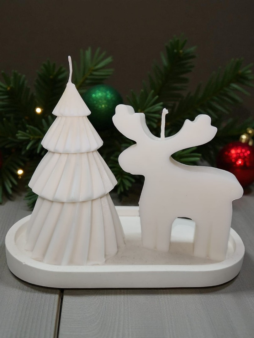 Sunumluklu İkili Yeni Yıl Dekoratif Kokulu Mum Seti (Geyik-12cm Çam Ağacı)